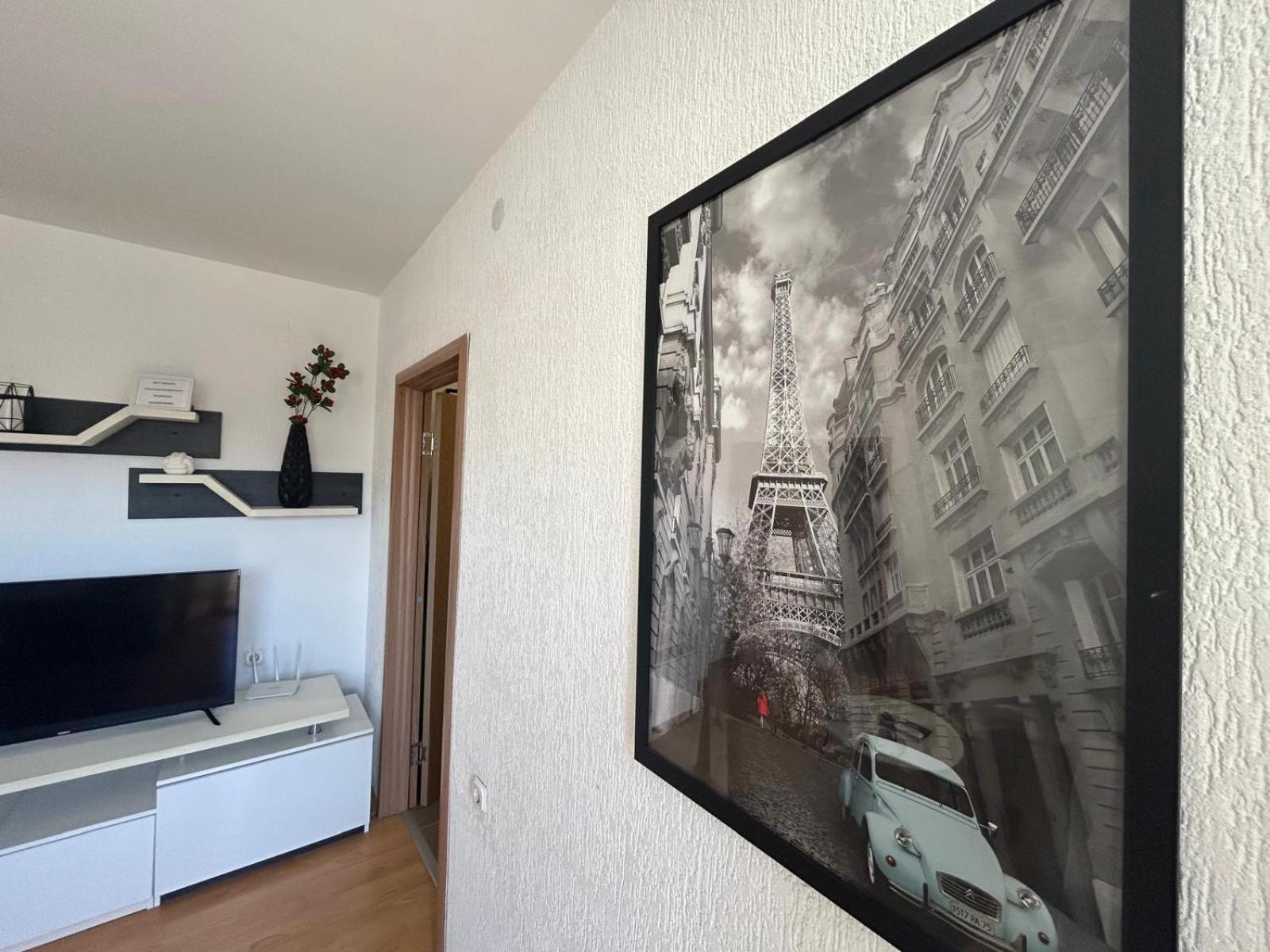 Cinema Vardar Apartment Skopie Exterior foto